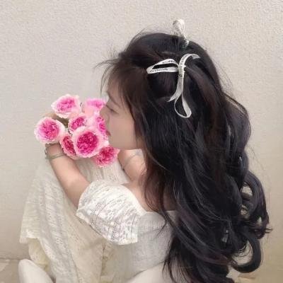 直播间实拍：豪门千金晒豪宅名表，家长出面回应